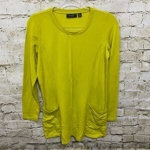 Susan Graver Weekend Chartreuse Green Front Pockets Tunic Top